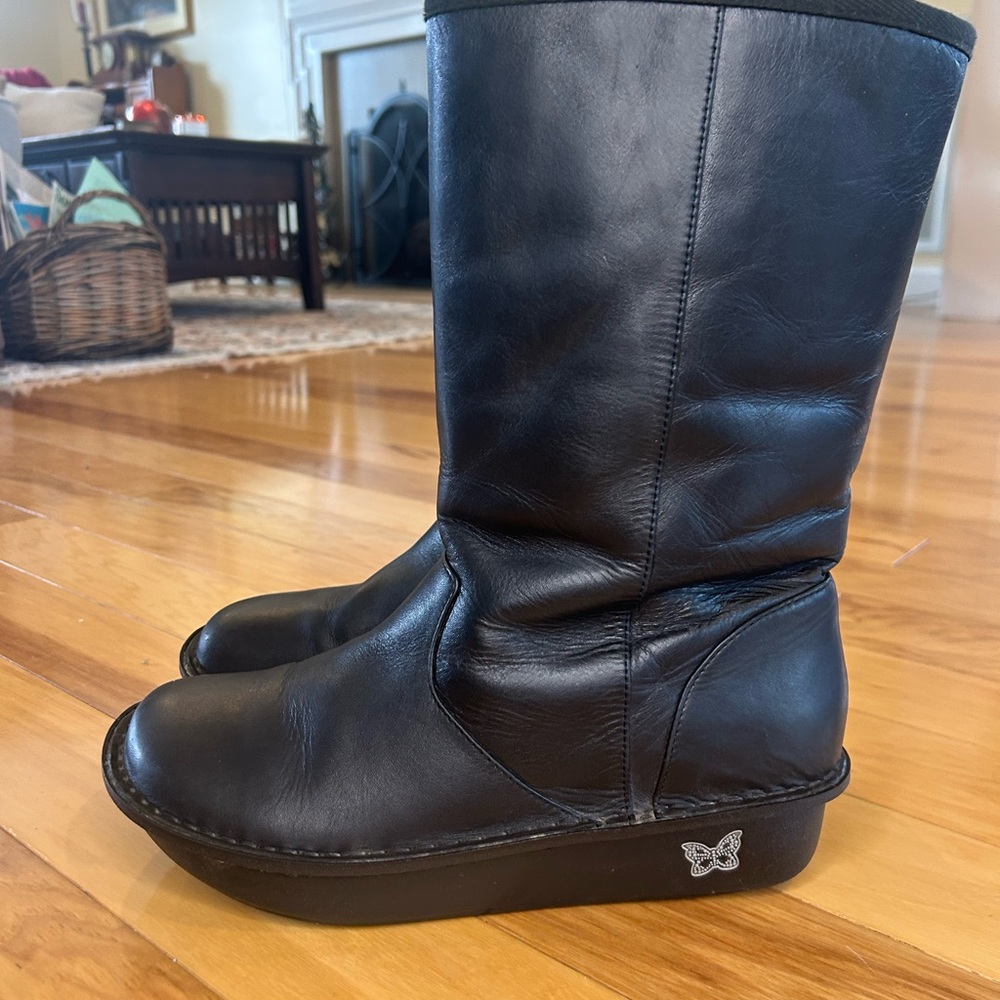 Alegria Black Leather Mid Calf Comfort Boots Butterfly Logo Rocker Sole Women’s